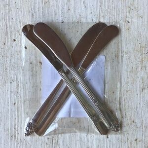 NEW Anthropologie vintage butter spread SILVER KNIVES set of 4